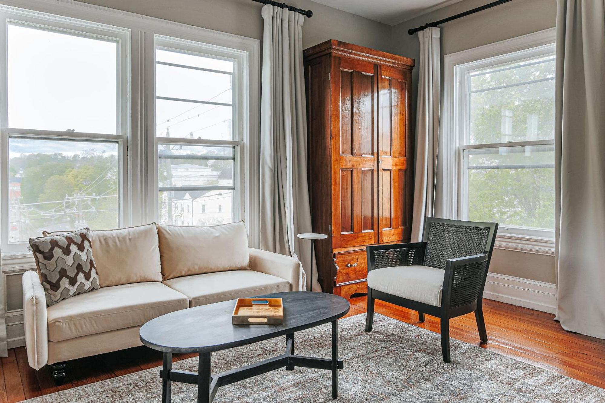 The Historic Berkeley Place Staunton Habitación foto